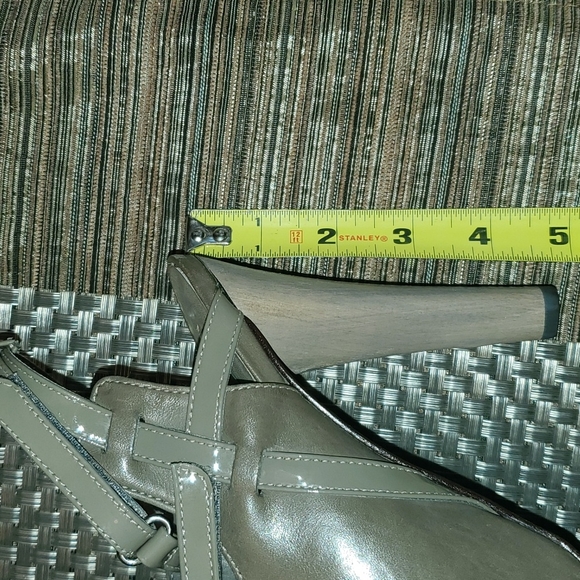 BCBGMaxAzria Platform Opentoe Sandal Sz 8 - Picture 11 of 12